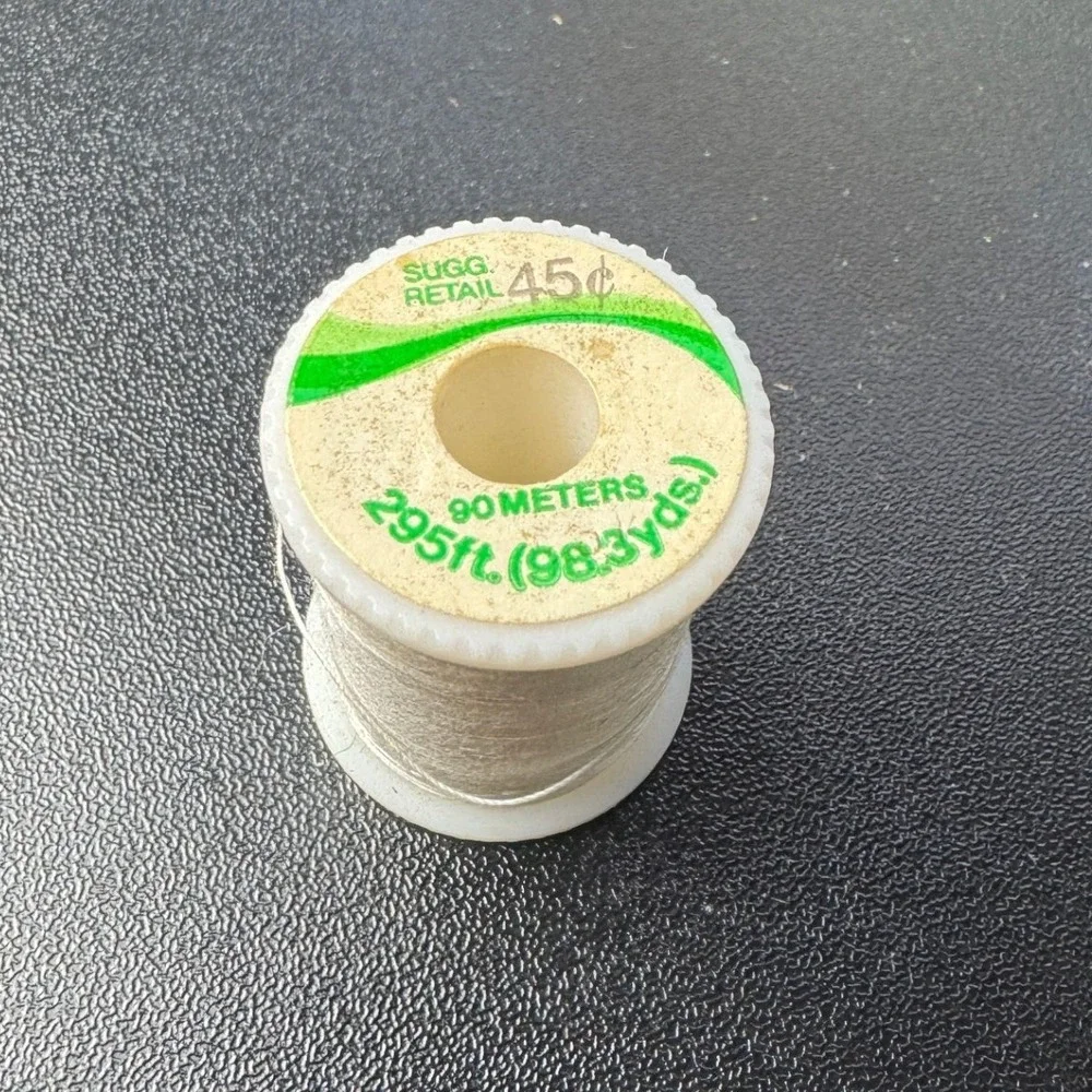 Vintage Sewing Thread Spool 90 Meters 98.3 Yards Grey‎ Off-White Retro Notions
